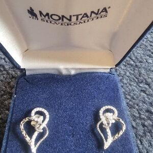 Montana Silversmiths Silver Twisted Heart Earrings